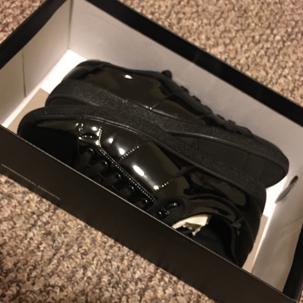 Waterproof black dress shoes